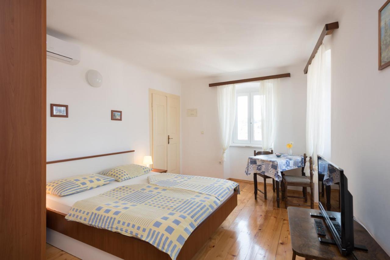 Apartment Mirakul *